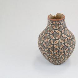 Zuni Terra Cotta Pot with Brown &amp; Red Accents